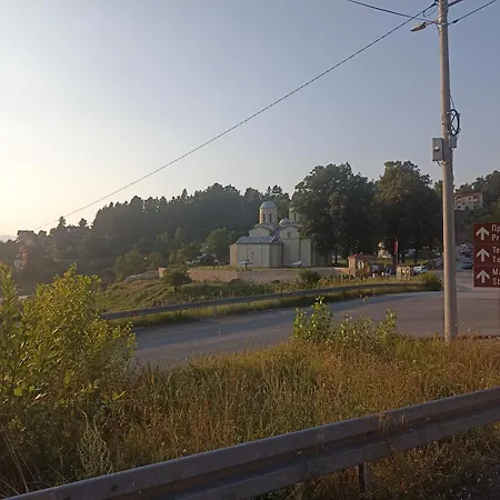 旅馆 Smestaj Stanojevic *